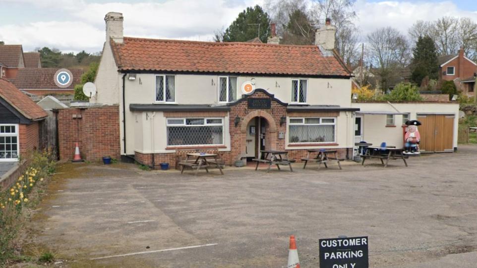 Country pub in Norfolk village will not be demolished 