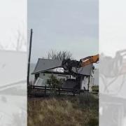 Watch the moment a Hemsby home is torn down amid massive coastal erosion in the area.