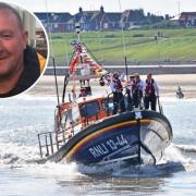 Former lifeboat coxswain Paddy Lee has criticised the RNLI for its management of Great Yarmouth and Gorleston's new £2.5m lifeboat.